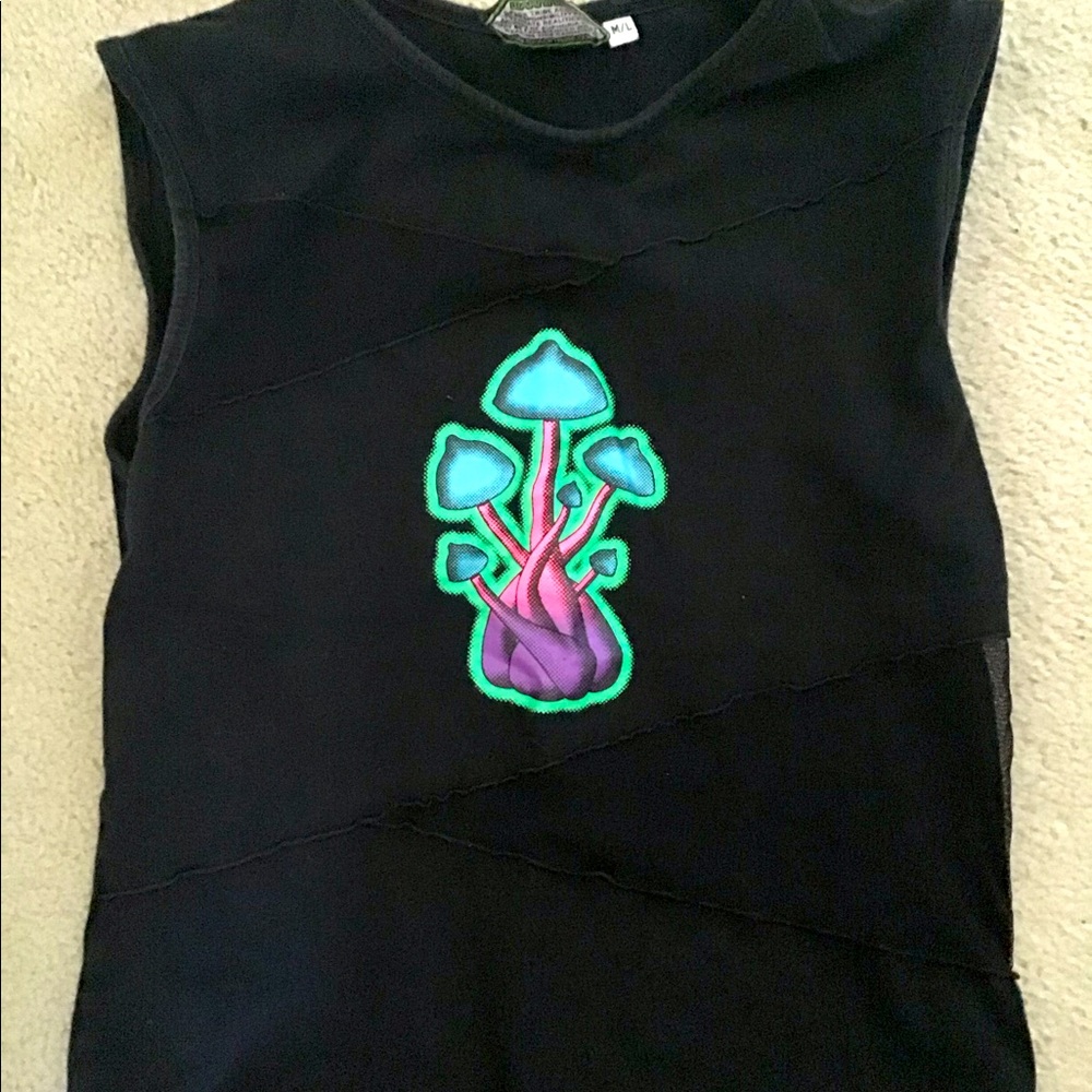 🍄 Space Tribe tank top